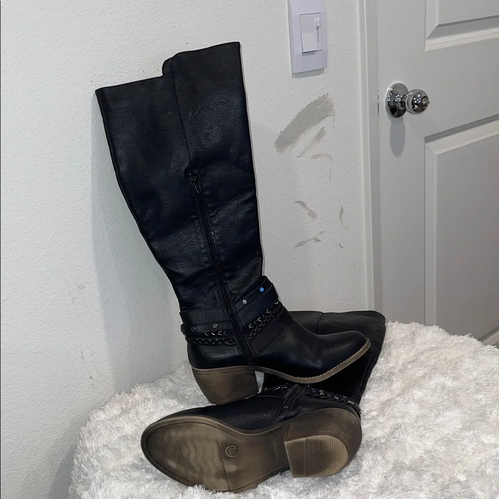 Black Knee-High Riding Boots with Buckle & Braided Strap